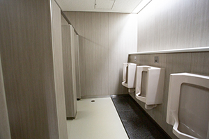 9F トイレ（男）のサムネイル写真