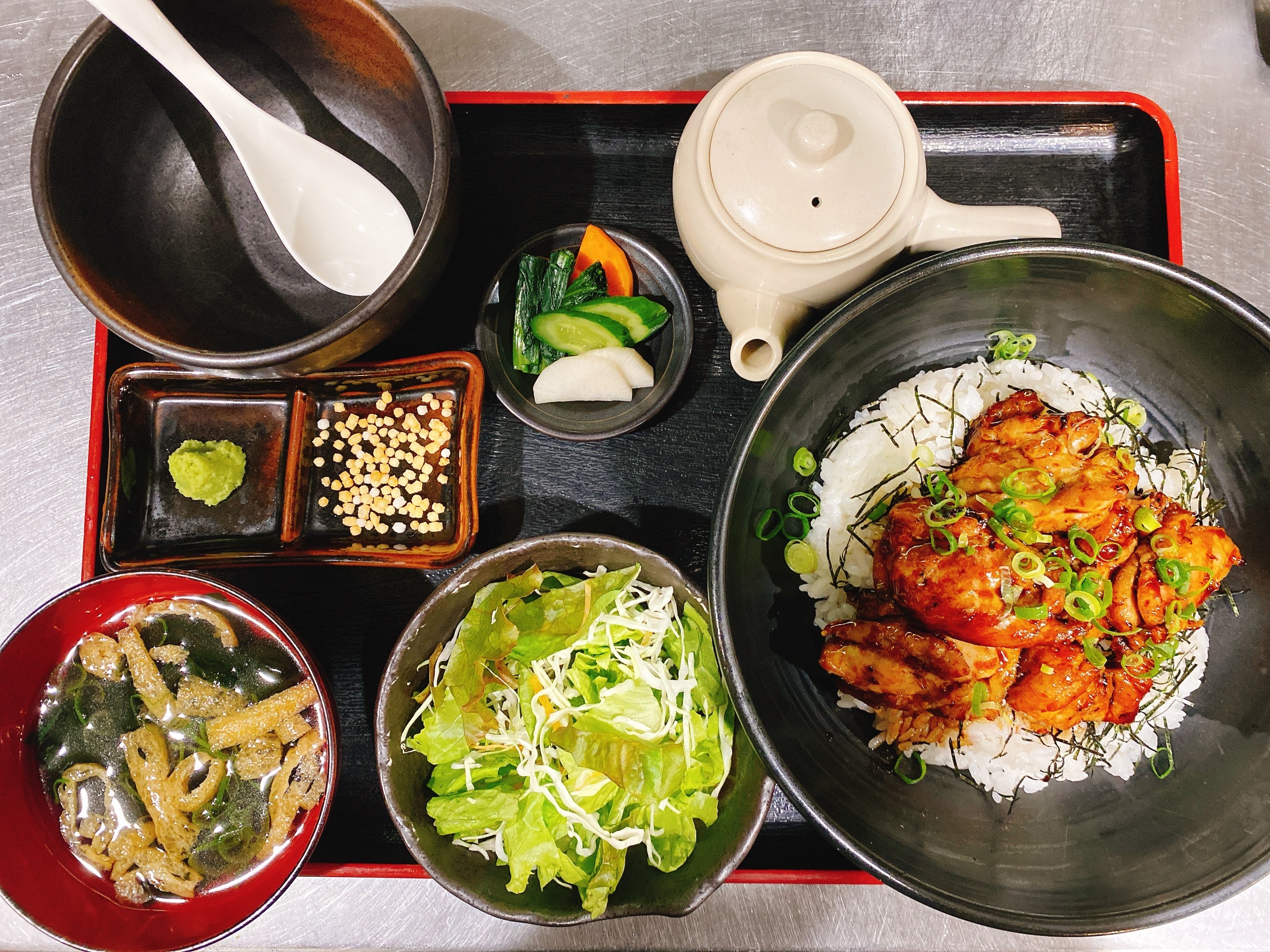 国産地鶏のひつまぶし1100円